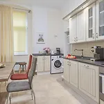 Anglicka 138 Appartement *