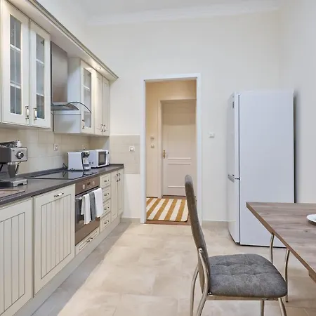 Anglicka 138 Lejlighed