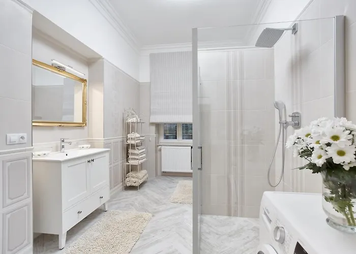 Anglicka 138 דירה *